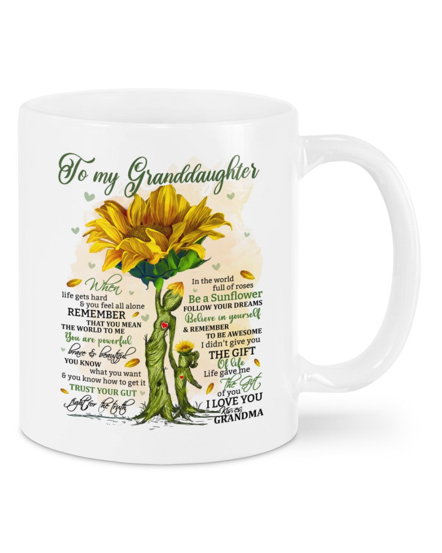 TO GRANDDAUGHTER MUG 02 - GIFT FROM GRANDMA - TWINEHEARTS