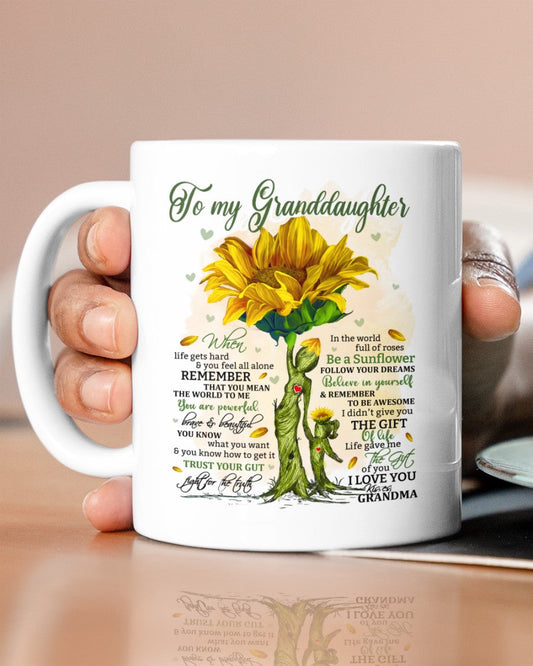 TO GRANDDAUGHTER MUG 02 - GIFT FROM GRANDMA - TWINEHEARTS