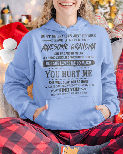 Awesome Grandma - The perfect gift for a grandson or granddaughter ( SKU07-153-00)