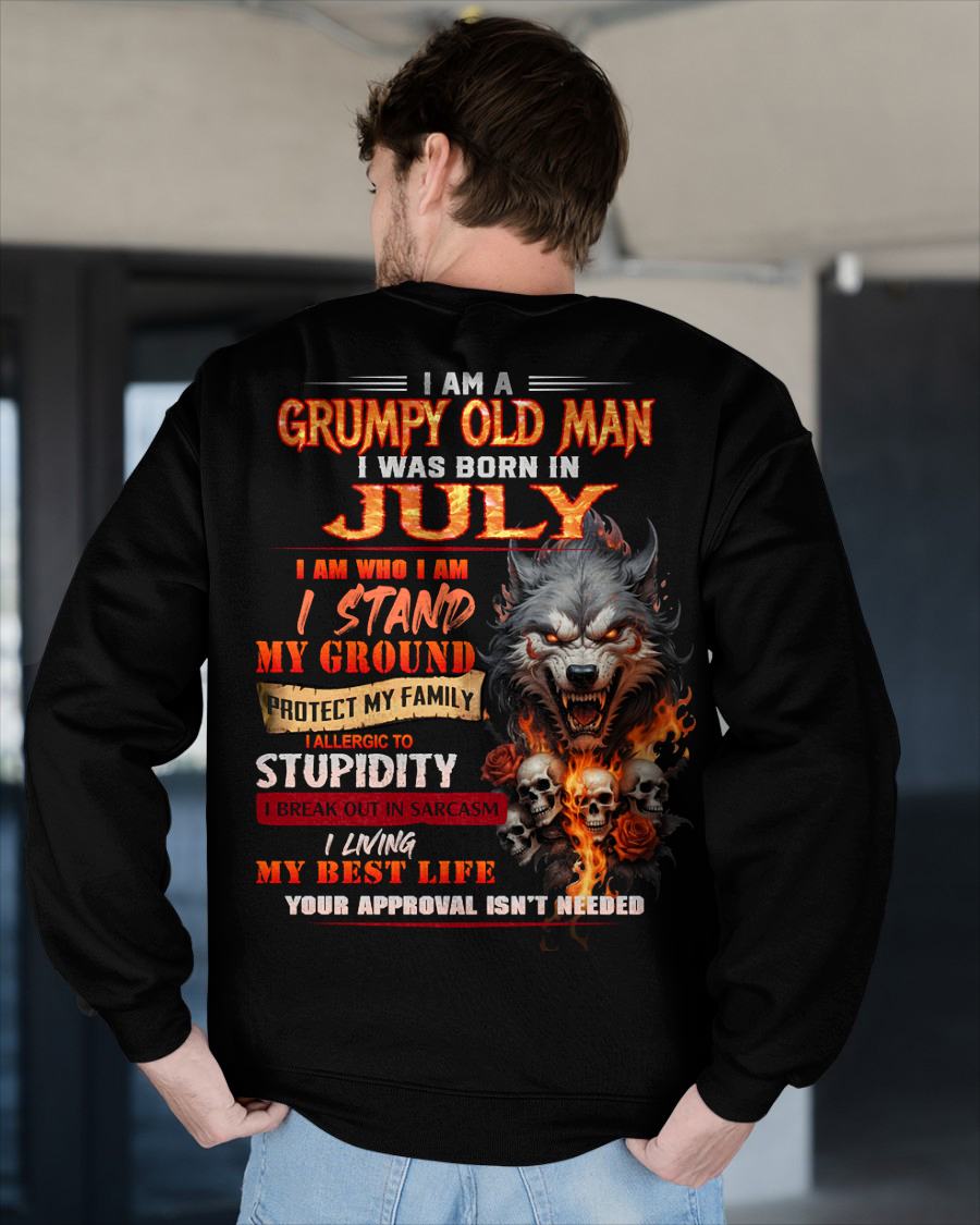 JULY - GRUMPY OLD MAN - BIRTHDAY T-SHIRT FOR MEN - NTTD07 (SKU26T-01132-07)