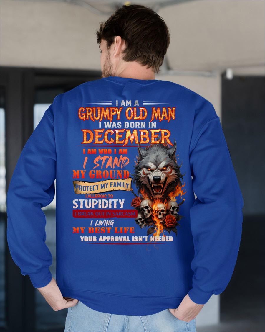 DECEMBER - GRUMPY OLD MAN - BIRTHDAY T-SHIRT FOR MEN - NTTD12 (SKU26T-01132-12)